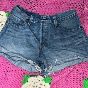 501 Levi Jean short shorts